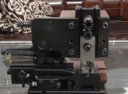 剝打機模具